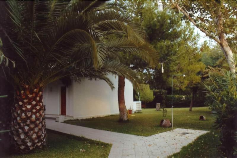 Posidonia Pension Amarynthos Buitenkant foto